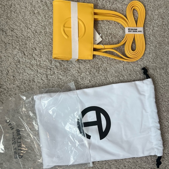 Telfar - small - Picture 3 of 5